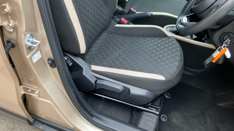 Toyota Aygo X 1.0 VVT-i Edge 5dr Auto Petrol Hatchback